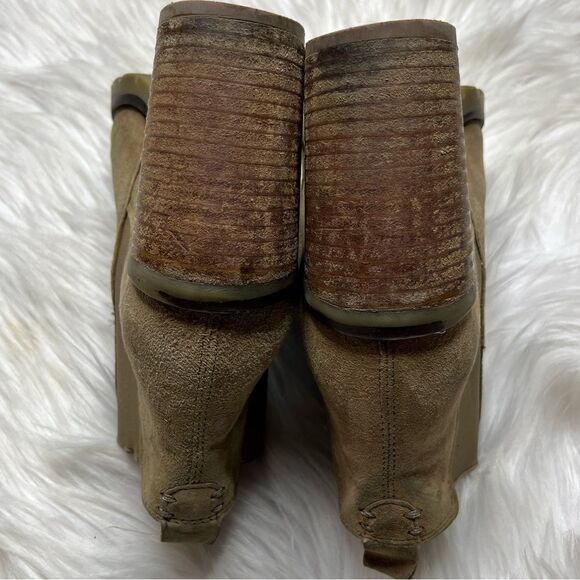 Crevo Alicia Chelsea Hiker Heeled Suede Boots Dark Taupe Size 6.5 - Picture 6 of 8